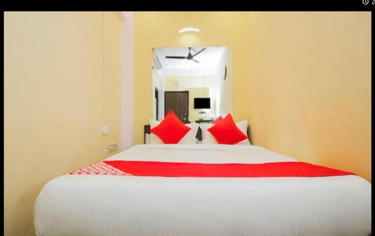 Hotel Swaraj Logde Панвел Екстер'єр фото