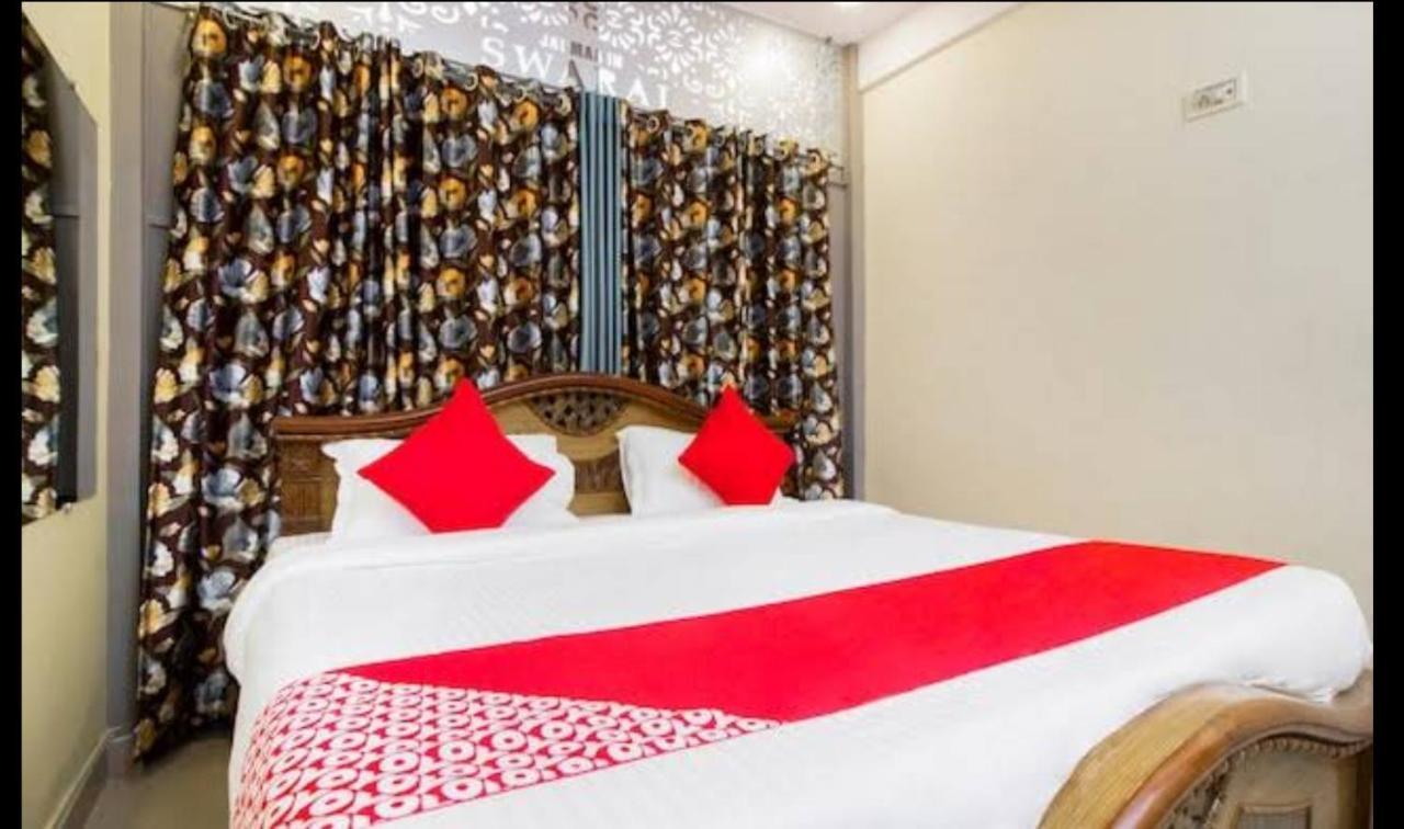 Hotel Swaraj Logde Панвел Екстер'єр фото